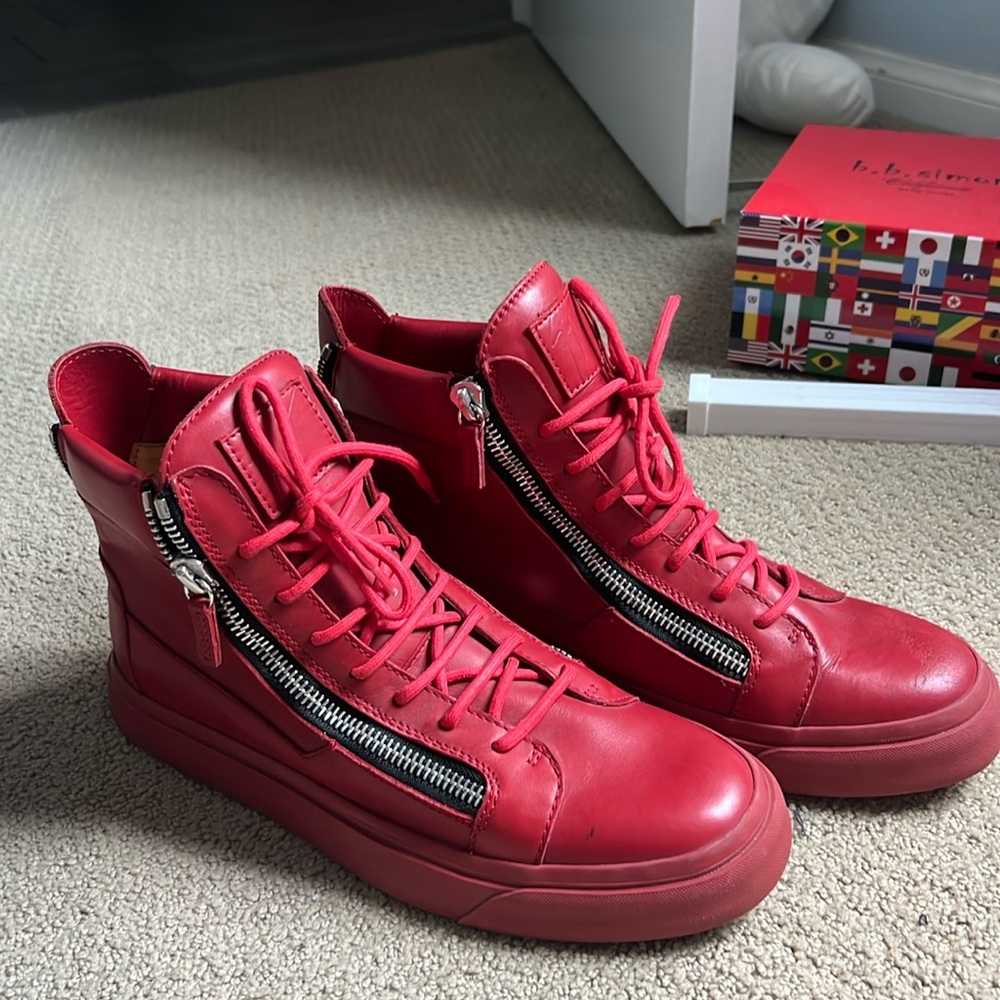Giuseppe Zanotti size 44